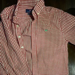Kids L size 16 vineyard vines red and white
